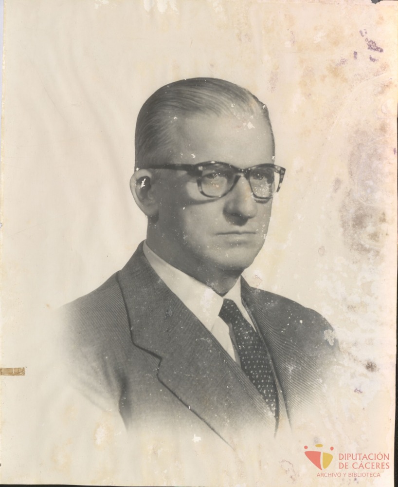 Retrato fotográfico de José Ropero Fernández