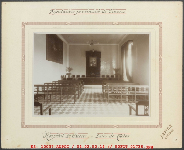 Sala de actos del Hospital de Cáceres
