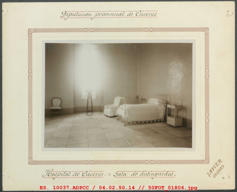 Sala de distinguidos del Hospital de Cáceres