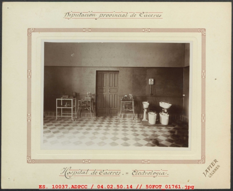 Sala de electrología del Hospital de Cáceres