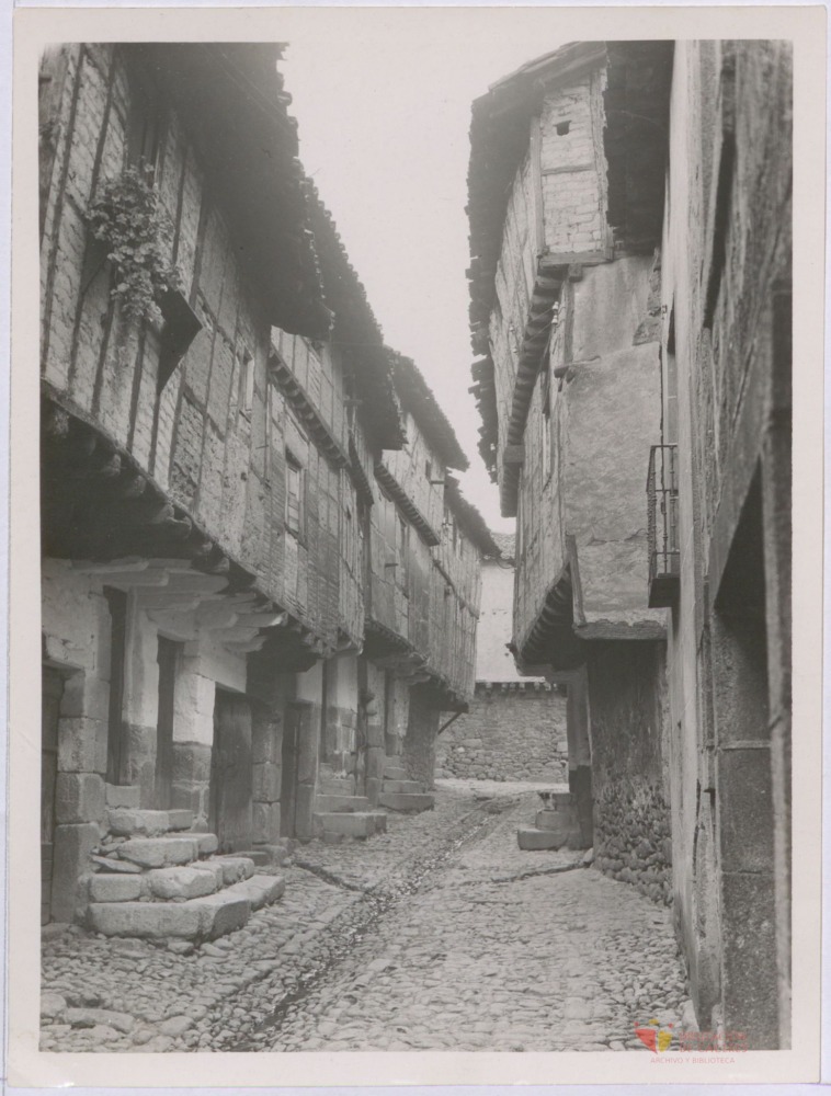 San Martín de Trevejo: Calle típica