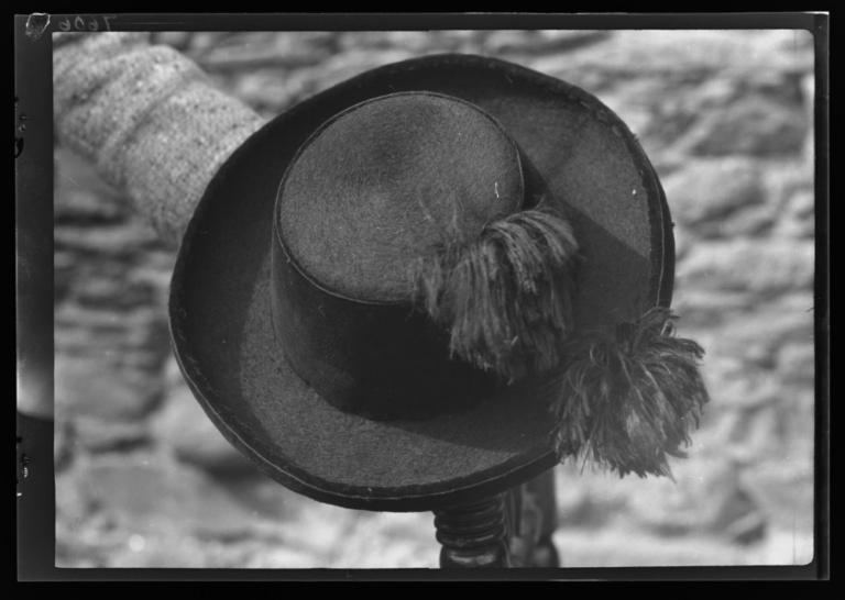 Sombrero de fieltro negro hecho en Garrovillas