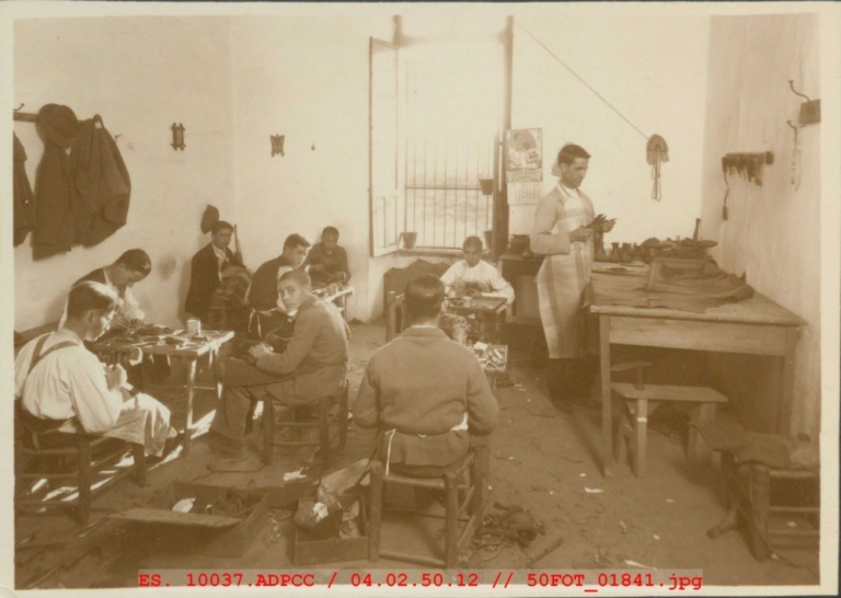 Taller de zapatería del Colegio Provincial de San Francisco