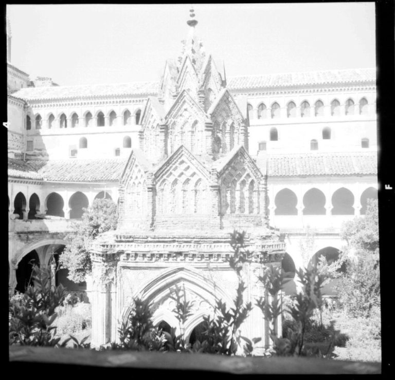 Templete y claustro