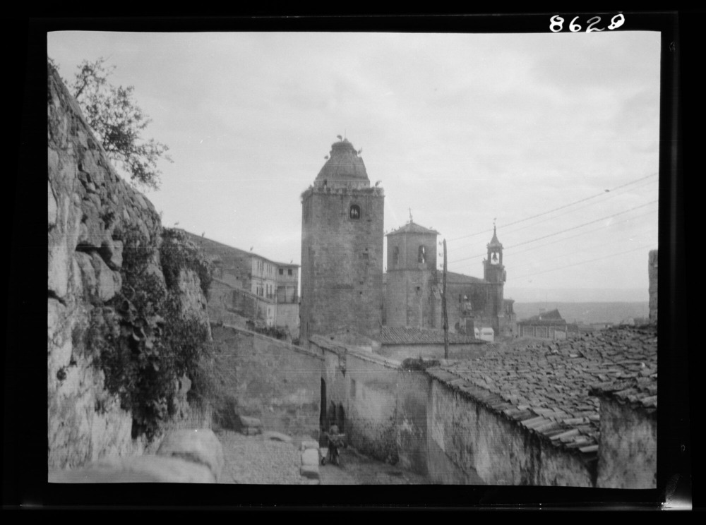 Torre del Alfiler
