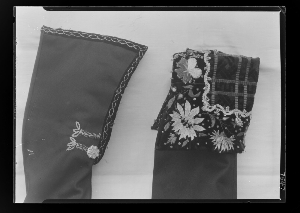 Traje: bocamangas