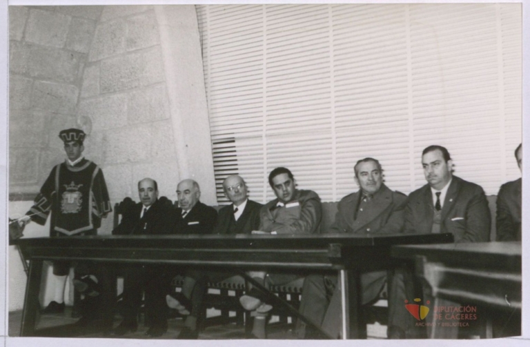 Trujillo: Presidiendo un acto