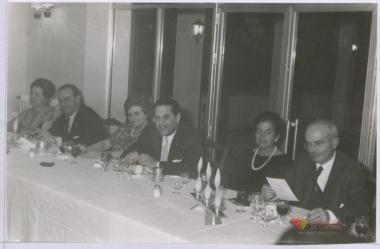Trujillo: Presidiendo un banquete
