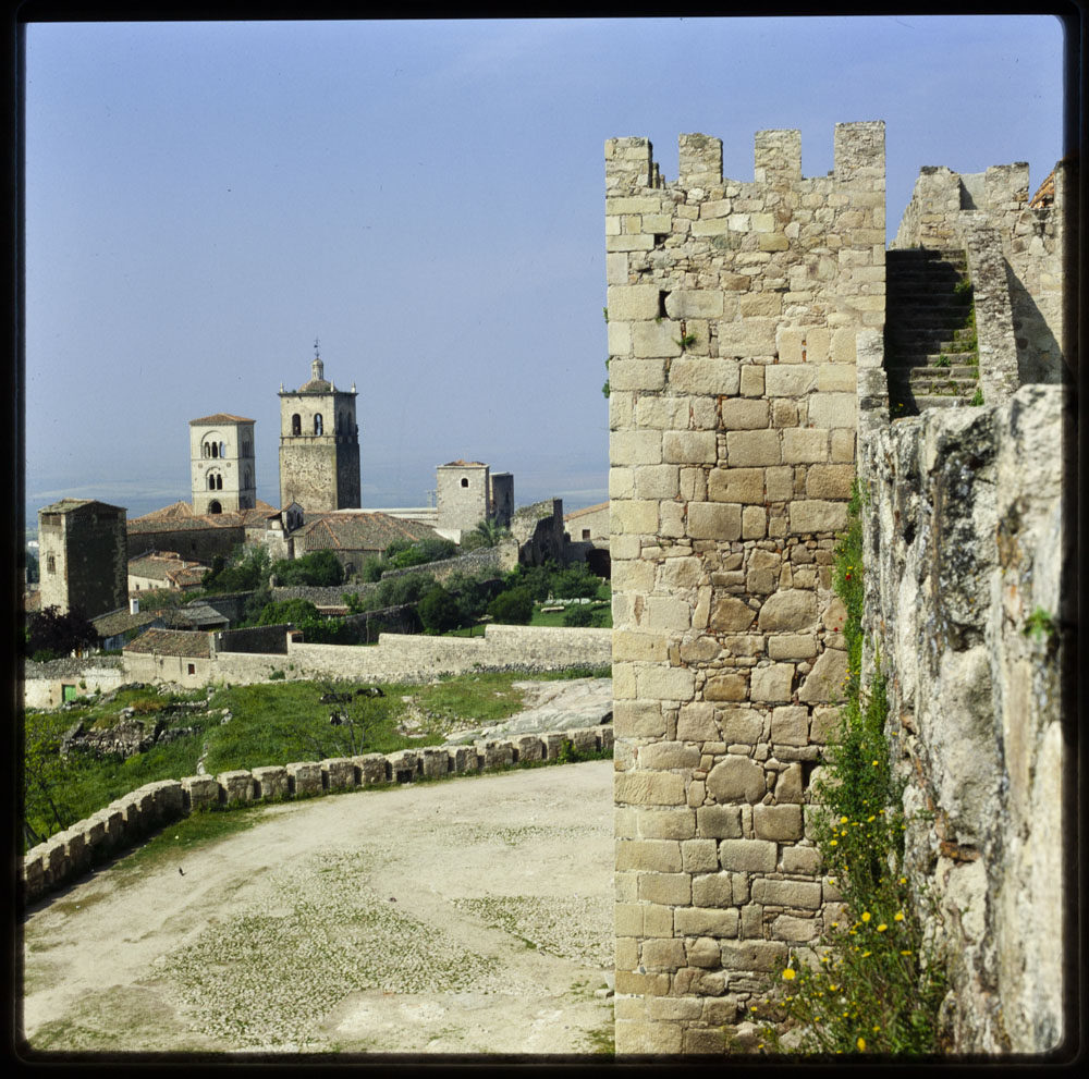 Trujillo. Torres de Santa María desde el castillo
