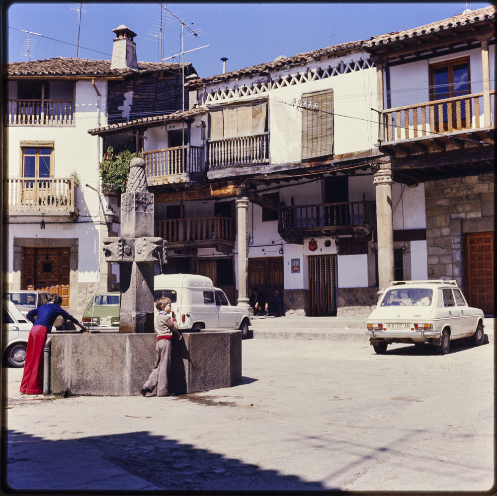 Valverde de la Vera. Plaza Mayor