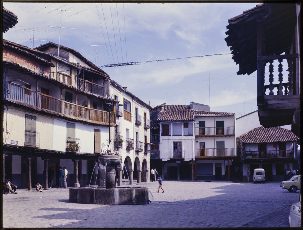 Villanueva de la Vera. Plaza Mayor