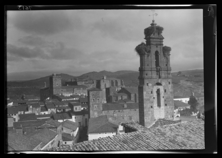 Vista de la ciudad desde el pretil de la catedral nueva