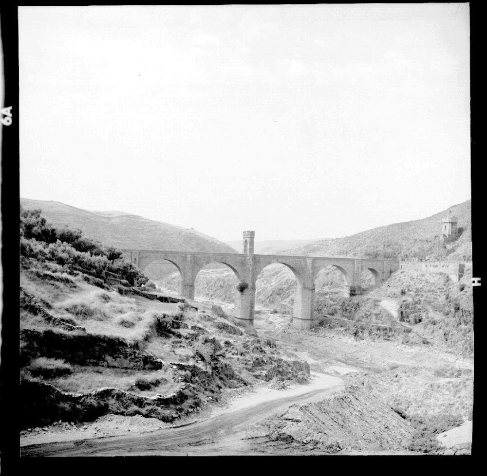 Vista del puente romano