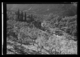 Vista lejana de uno de los pocos cementerios de Las Hurdes · Ruth Matilda Anderson, 1928