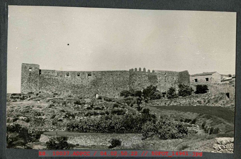 Vista trasera del Castillo de Trujillo